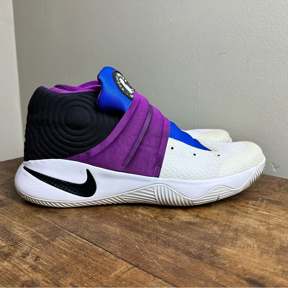 Nike Mens Kyrie Irving 2 Kyrache White Black Purple Shoes 819583-104 Size 15